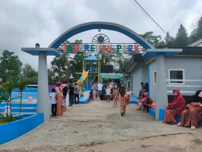 Libur Lebaran, Wisatawan di Bukit Tangkeban Pemalang Meningkat Membeludak