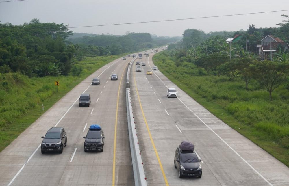 One Way, Buat Kepadatan Arus Lalin di Pantura Batang Meningkat