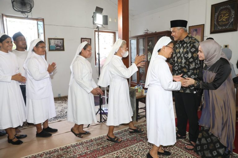 Suster dan Difabel Ramaikan Open House Ganjar di Kutoarjo
