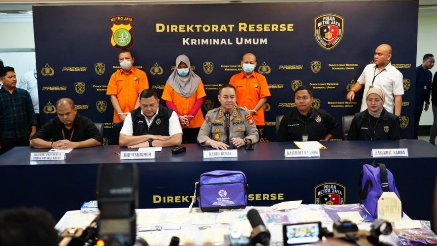Konpers di Polda Metro Jaya terkait kasus penipuan jemaah umrah