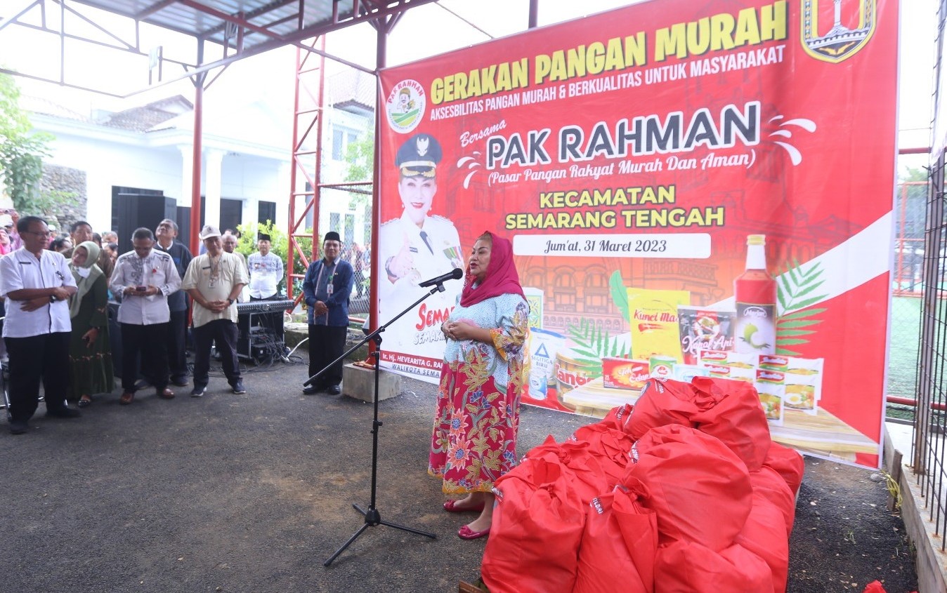 Bantu Masyarakat, Pemkot Semarang Gelar Pasar Murah di 16 Kecamatan
