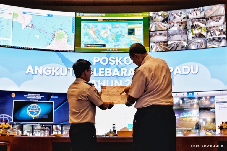 H-2 Lebaran, Hampir 900 Ribu Orang Gunakan Angkutan Umum