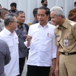 Jokowi, Zulkifli Hasan dan Ganjar Cek Tiga Pasar, Harga Kepokmas Turun dan Stabil