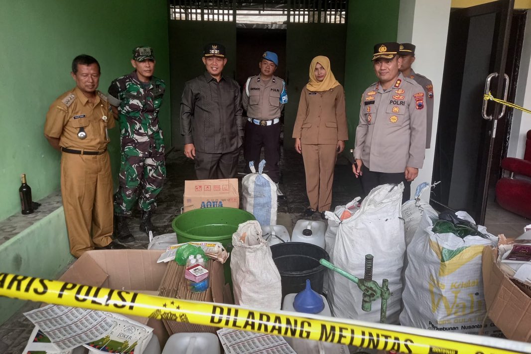 Dikira Warga Jual Parfum, Pabrik Miras “Palsu” di Kebumen Digerebek Polisi