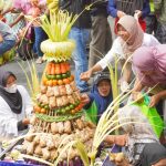 Tradisi Syawalan Kembali Digelar, Ribuan Warga Padati Bukit Sidoguro