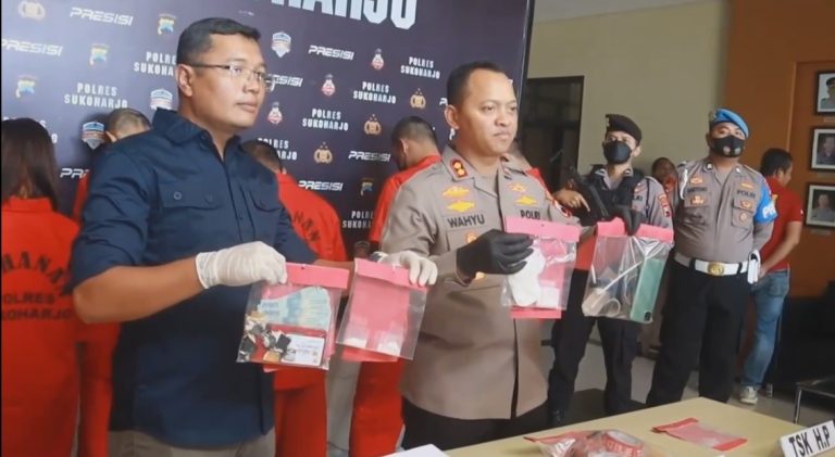 Ringkus 7 Pelaku Pengedar Narkoba, Polres Sukoharjo Sita 109,83 Gram Sabu
