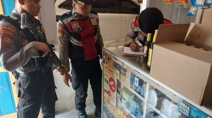 Sat Samapta Polres Brebes Tindak Warung Penjual Miras Tak Berizin