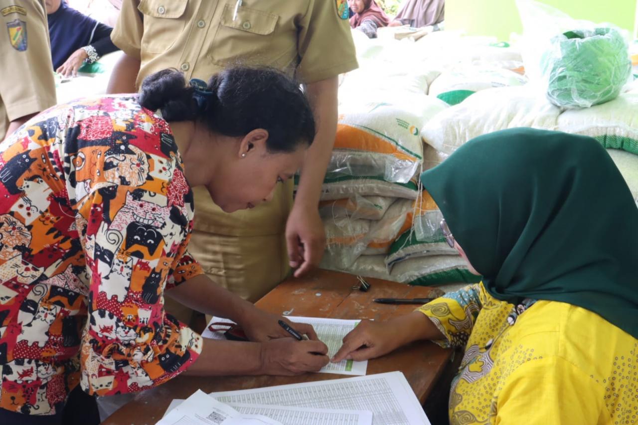 Mulai Disalurkan, 28 Ribu KPM Terima Bantuan CPP Beras Selama 3 Bulan