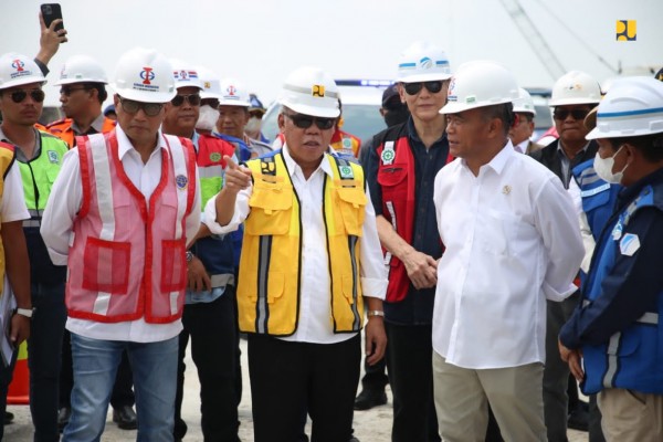 Setelah Fungsional di Lebaran, Menteri Basuki Targetkan Tol Cisumdawu Operasi Penuh di Bulan Mei