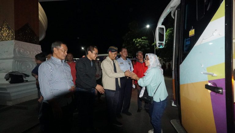 Tiba di Karanganyar, Pemudik Disambut di Pendopo Rumah Dinas Bupati
