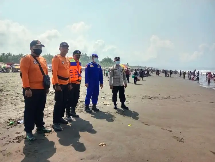 Ditpolairud Polda Jateng Kolaborasi dengan Basarnas Amankan Wisata Perairan