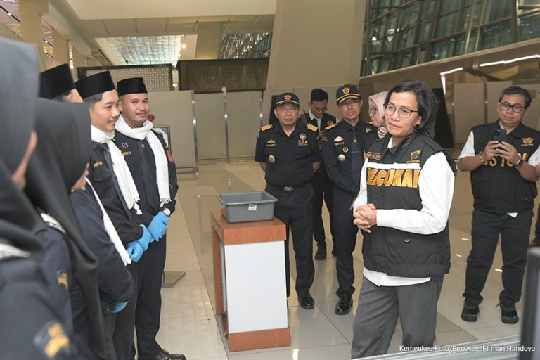 Sambut Mudik Lebaran, Menkeu Tinjau Layanan Bea dan Cukai di Bandara Soekarno-Hatta