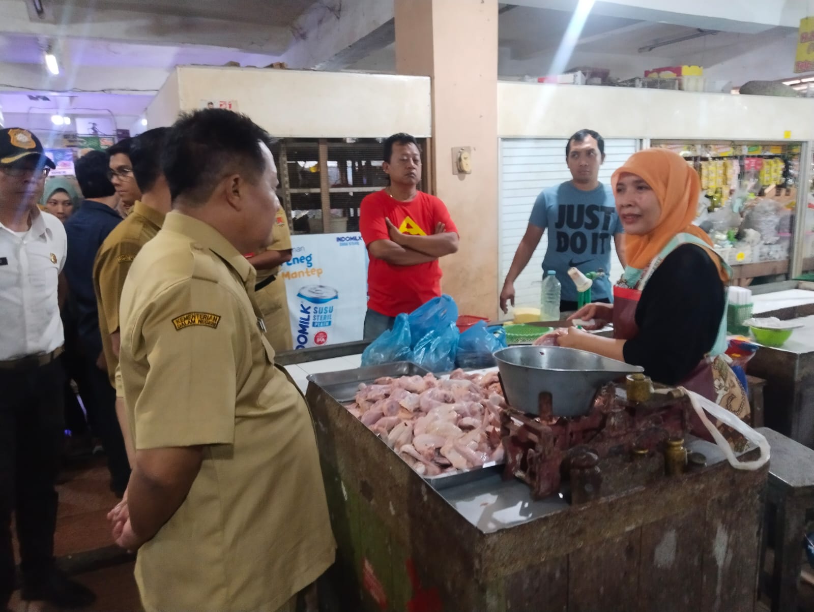 Harga Kebutuhan Pokok di Kota Semarang Masih Relatif Stabil