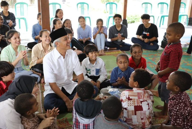 Kehadiran Ganjar, Jadi Hadiah Spesial Jumat Agung Anak-anak Panti Asuhan