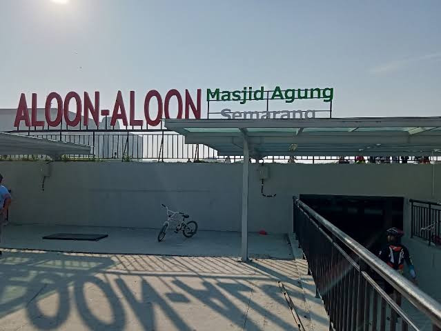 Aloon-Aloon Masjid Agung Semarang Rencananya akan Diperbaiki