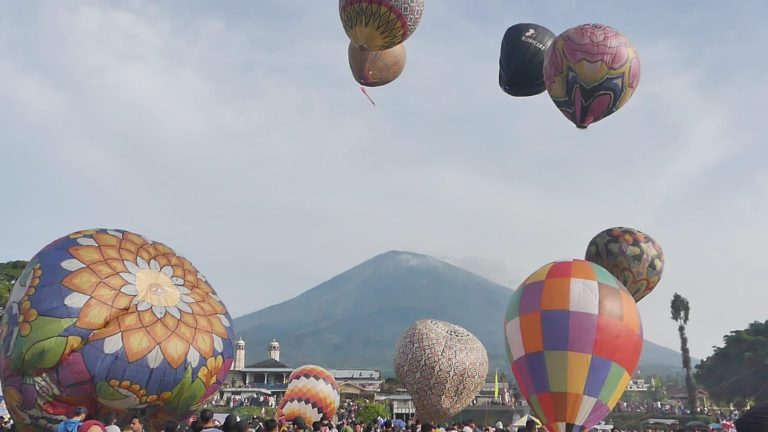 Festival Balon Udara Temanggung dan Wonosobo Meriahkan Libur Lebaran 2023