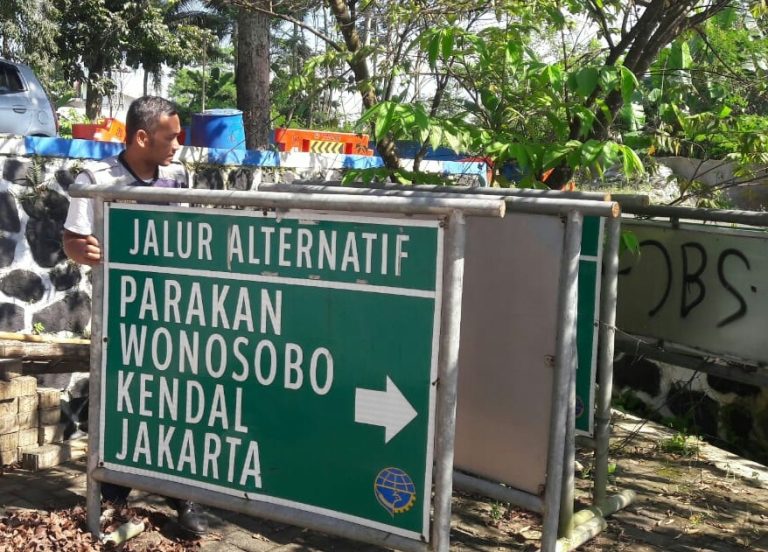 Dishub Siapkan Rambu Petunjuk Jalan Portabel untuk Permudah Arus Mudik