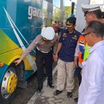 Jelang Ops Ketupat, Petugas Gabungan Gelar Ramp Check di Terminal Cepu