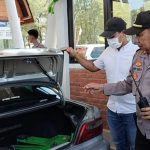 Masuk Objek Wisata, Kendaraan Pengunjung Jalani Pemeriksaan