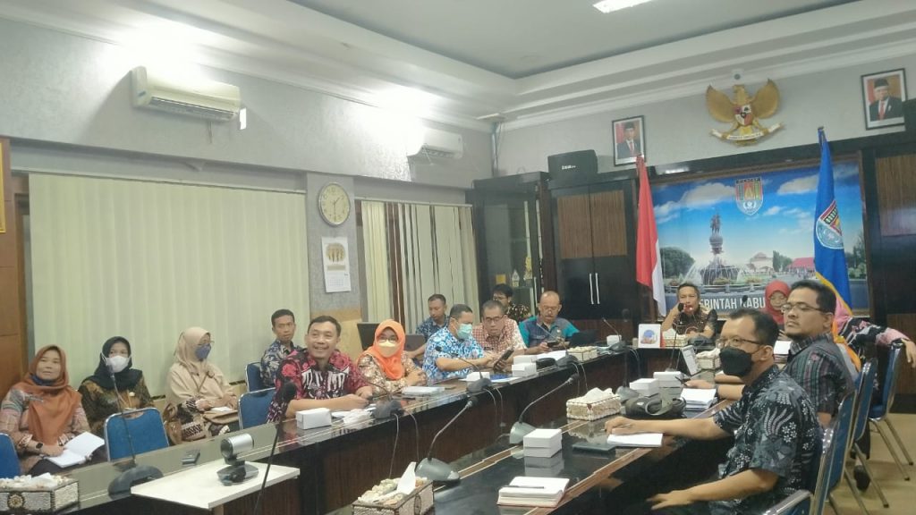 19.869 KK Berisiko Stunting akan Terima Bansos Telur dan Daging Ayam