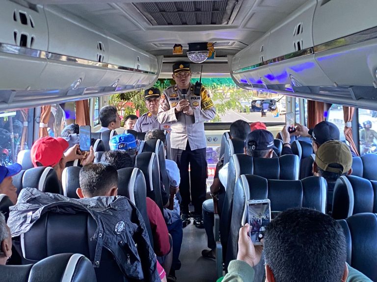 Polres Kawal Keberangkatan Serikat Pekerja ke Jakarta dalam Rangka May Day