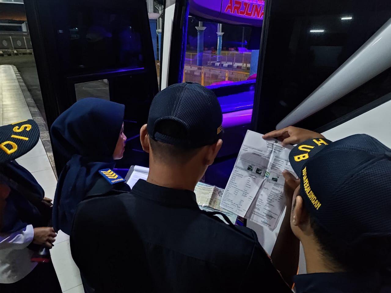 Dinhub Pemkot Pekalongan Uji Kelaikan Bus Arus Mudik dan Balik
