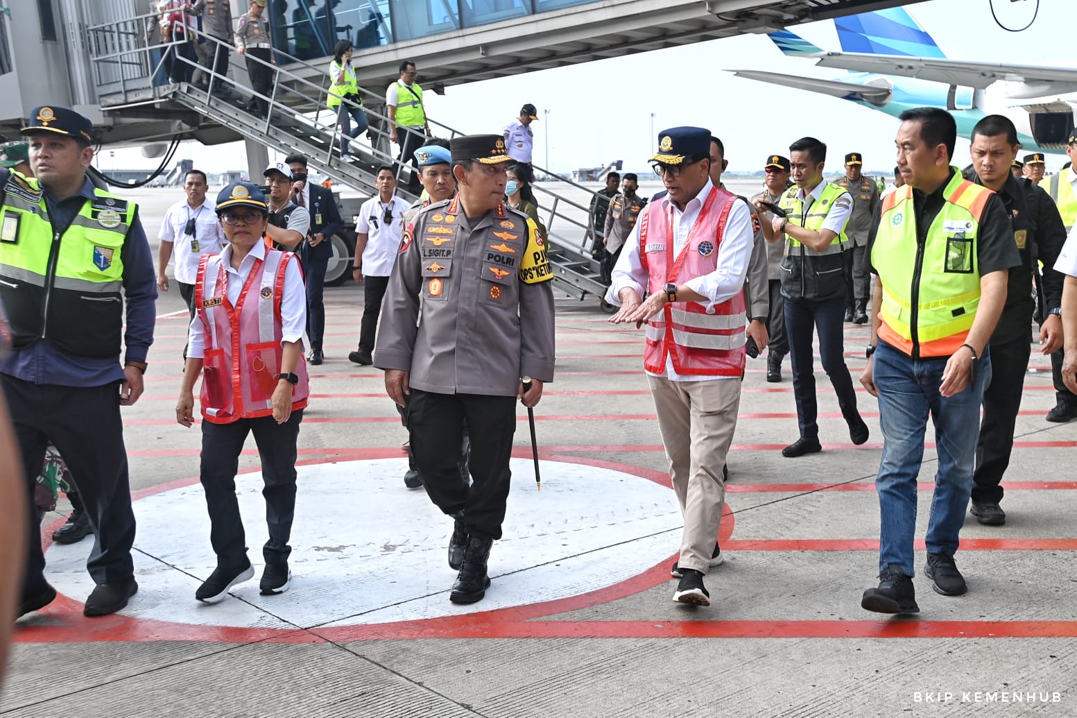Pergerakan Penumpang Angkutan Umum Meningkat, Didominasi Penumpang Pesawat