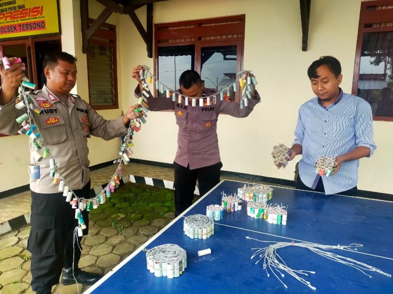 Jaga Kondusivitas Ramadhan, Polsek Tersono Sita Ratusan Petasan
