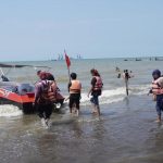 Speedboat Jadi Wahana Paling Laris di Pantai Ujungnegoro Batang