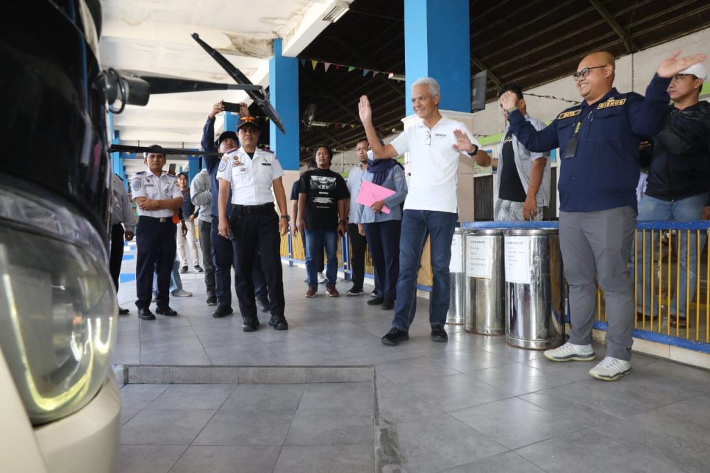 Pastikan Penumpang Aman di Perjalanan, Ganjar Minta Dishub Rutin Lakukan Ramp Check