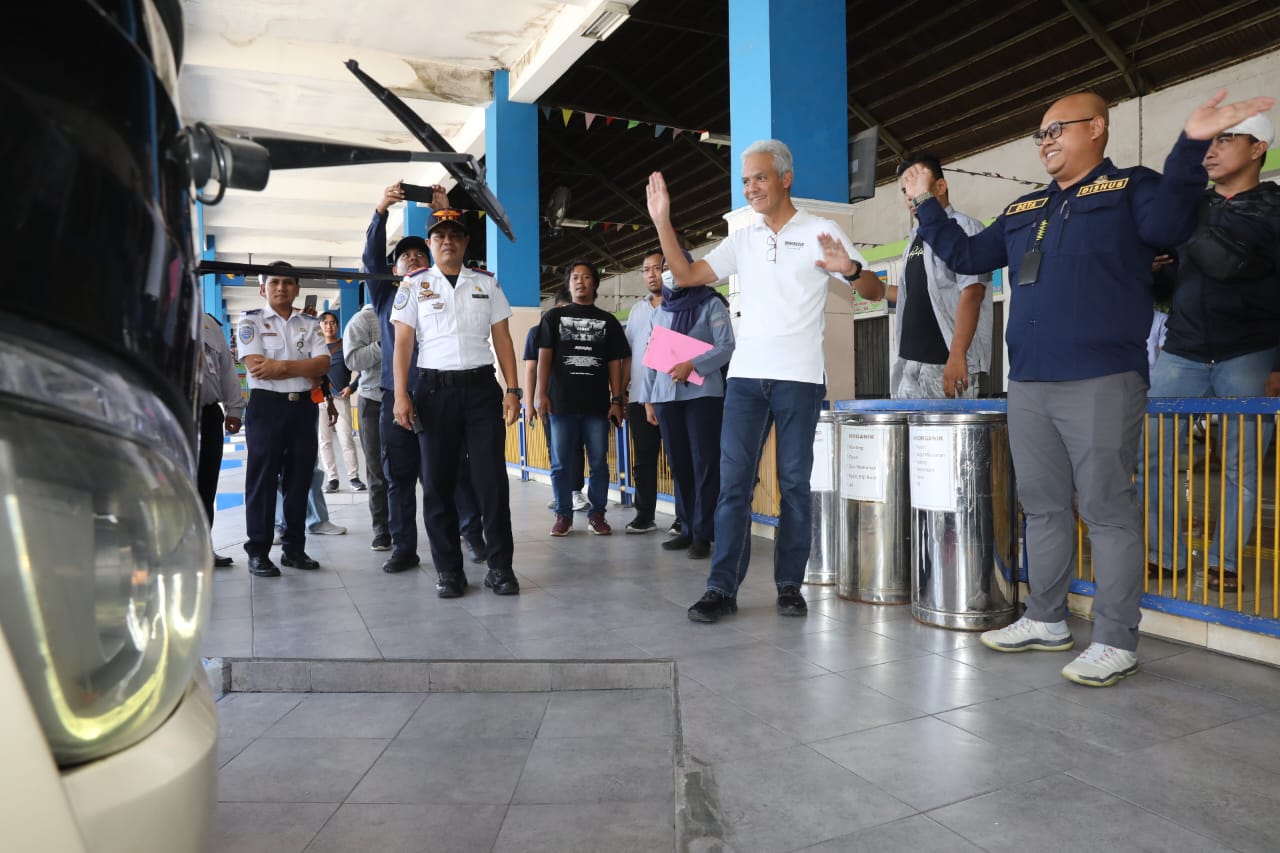 Pastikan Penumpang Aman di Perjalanan, Ganjar Minta Dishub Rutin Lakukan Ramp Check