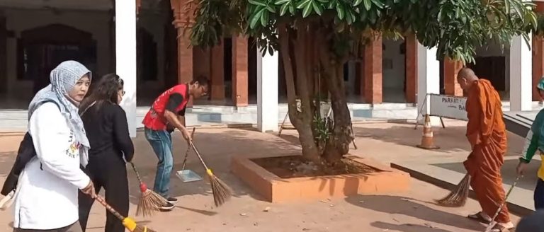 Jelang Idul Fitri, Berbagai Elemen Resik-resik Kota Pusaka Lasem
