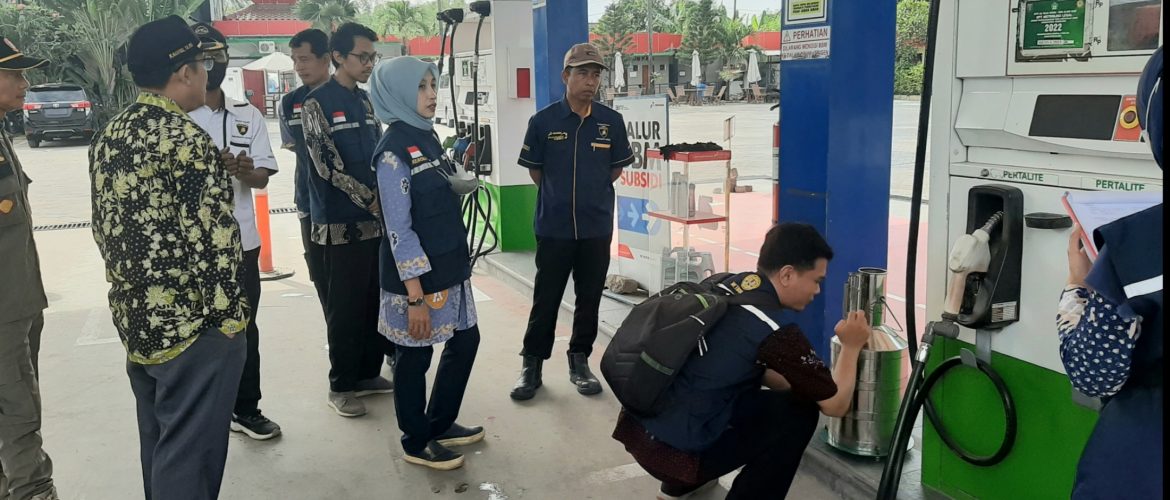 Jelang Lebaran, Pemkab Rembang Cek Akurasi Alat Ukur SPBU