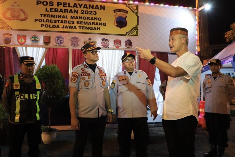 Pantau Arus Mudik, Ganjar: Penerapan One Way Begitu Penting