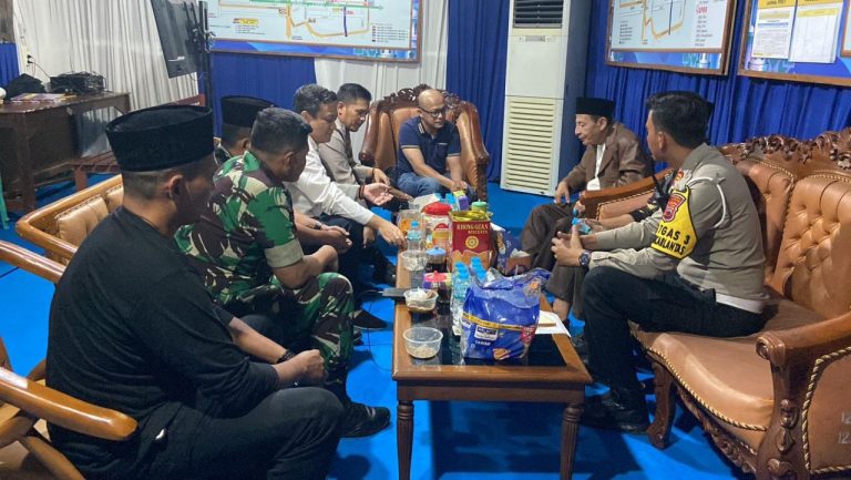 Pastikan Keamanan, Habib Lutfi, Walikota dan Forkopimda Tinjau Pos Pengamanan Mudik