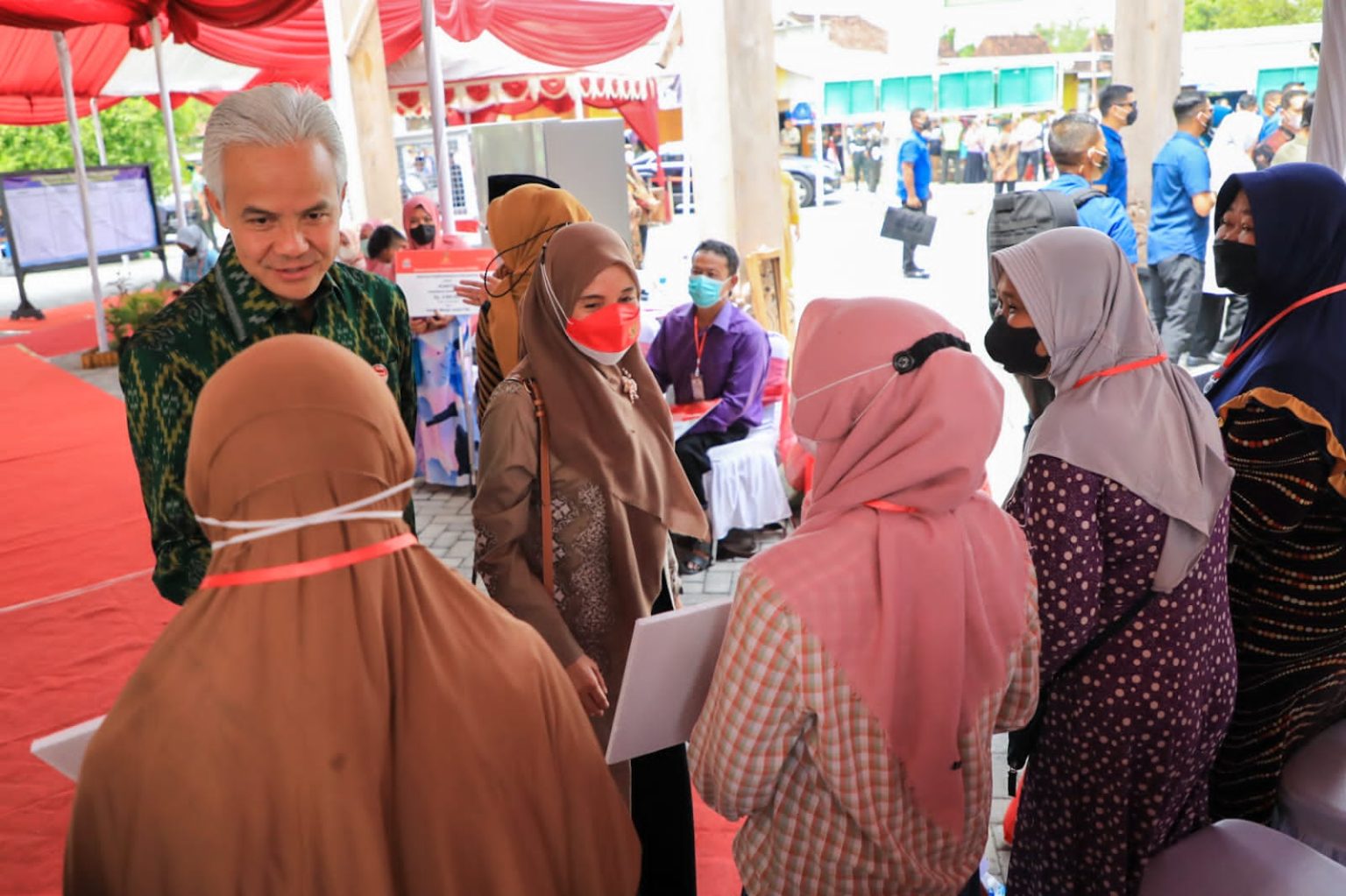 Dampingi Wapres Tinjau MPP Semarang, Ganjar Dorong Percepatan Digitalisasi
