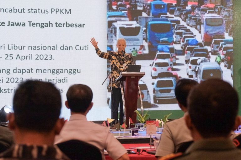 Polda Siagakan 21 Ribu Personel, Ganjar Tekankan Antisipasi Pasar Tumpah dan Kerumunan