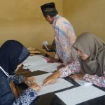 Tidak Mendapat Bantuan dari Pemerintah, Baznas Salurkan Zakat kepada 886 Guru Ngaji Kemisan