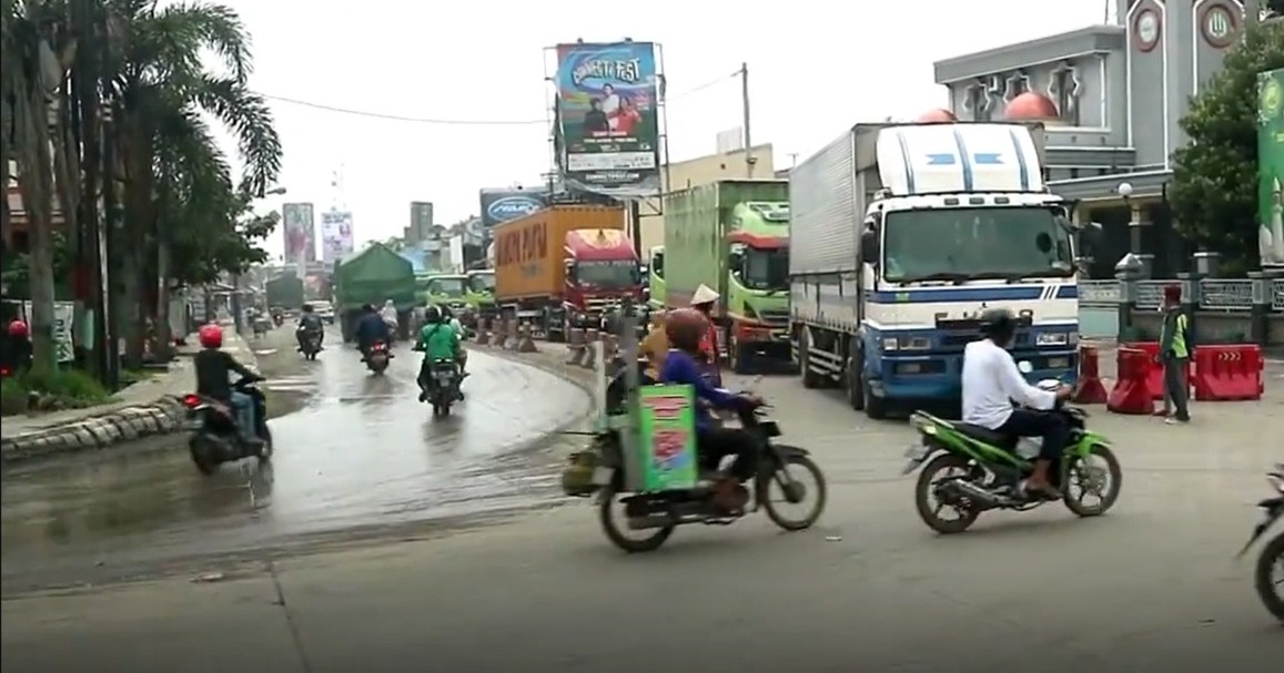 Terjadi Kemacetan di Pantura Pati – Rembang, Polisi Ungkap Penyebabnya