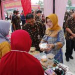 Kawal Harga Pangan Jelang Lebaran, Bupati Sukoharjo Tinjau Pelaksanaan GPM