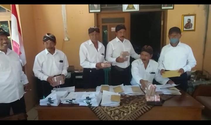 Salurkan Bantuan, PT AAA: Semoga Bisa Meningkatkan PAD dan Mensejahterakan Warga