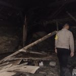 Hujan Deras, Rumah Warga Longsor Menimpa Kediaman Tetangga
