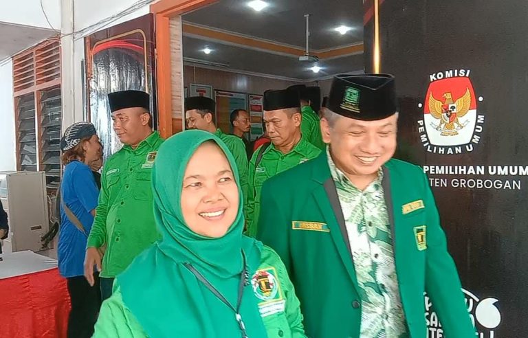Targetkan Dapat 5 Kursi di Pemilu 2024, PPP Daftarkan 50 Bacalegnya ke KPU