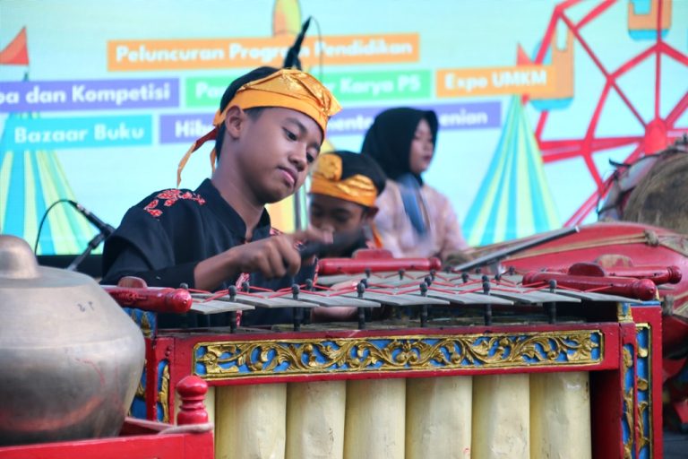 Dinas Pendidikan Gelar Gebyar Hardiknas Kabupaten Blora 2023
