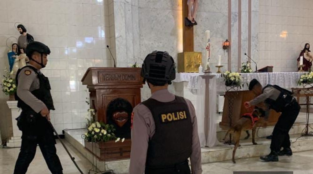 Kenaikan Isa Almasih, Polres Grobogan Sterilisasi Gereja dengan Anjing Pelacak