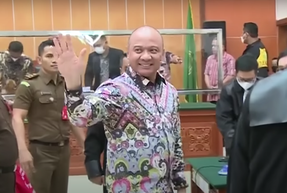 Mantan Kapolda Sumbar Teddy Minahasa Divonis Penjara Seumur Hidup