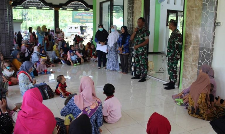 Warga Diedukasi Pentingnya Makanan Bergizi dari pada Mitos