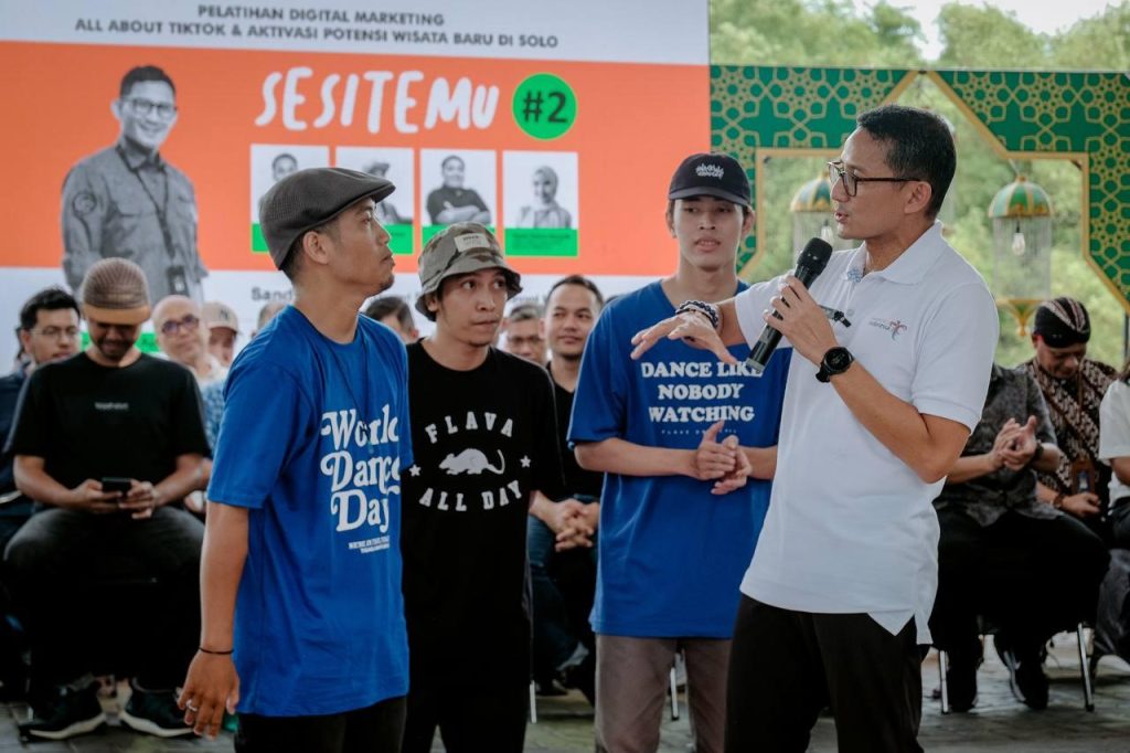 Kemenparekraf Bersama HIPMI Surakarta Gelar Pelatihan Pemasaran Digital UMKM