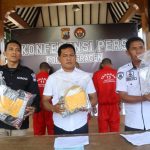 Pengedar dengan Ribuan Butir Obat Keras Dihadirkan Satuan Narkoba Polres Sragen