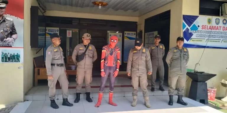 Mengemis di Depan RSUD Soewondo, Spiderman dan Doraemon Diamankan Satpol PP Pati